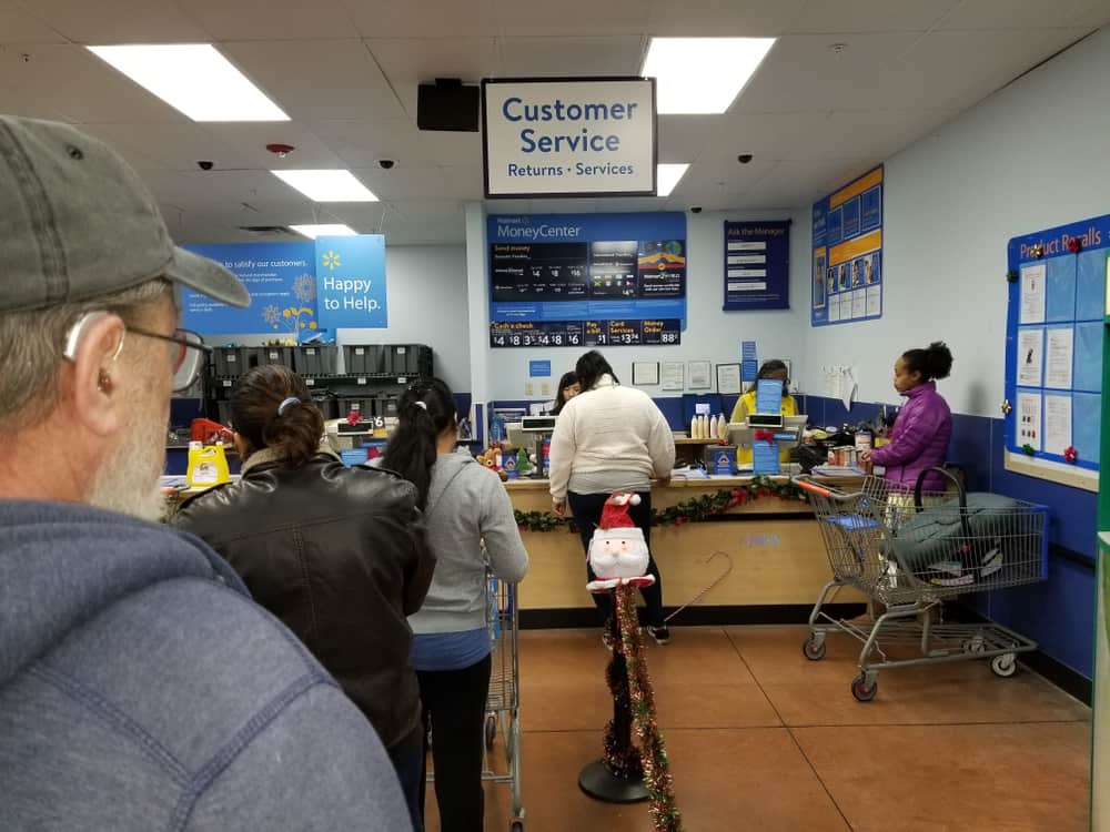 What Time Does Customer Service Close At Walmart? (2023) USA Informing