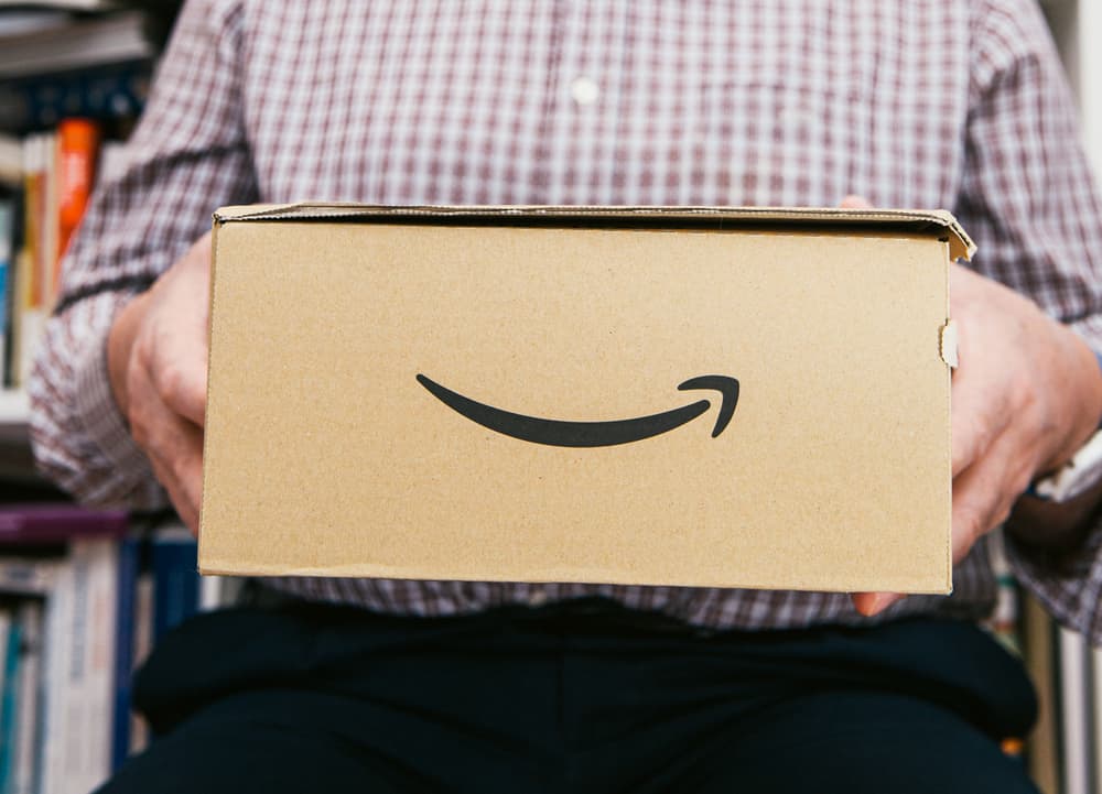 How Late Does Amazon Deliver? (Updated 2023)