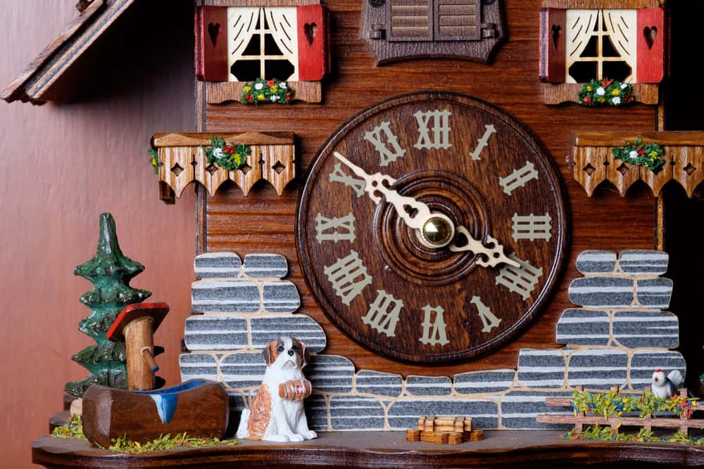 Why Are Cuckoo Clocks So Expensive? (10 Reasons)