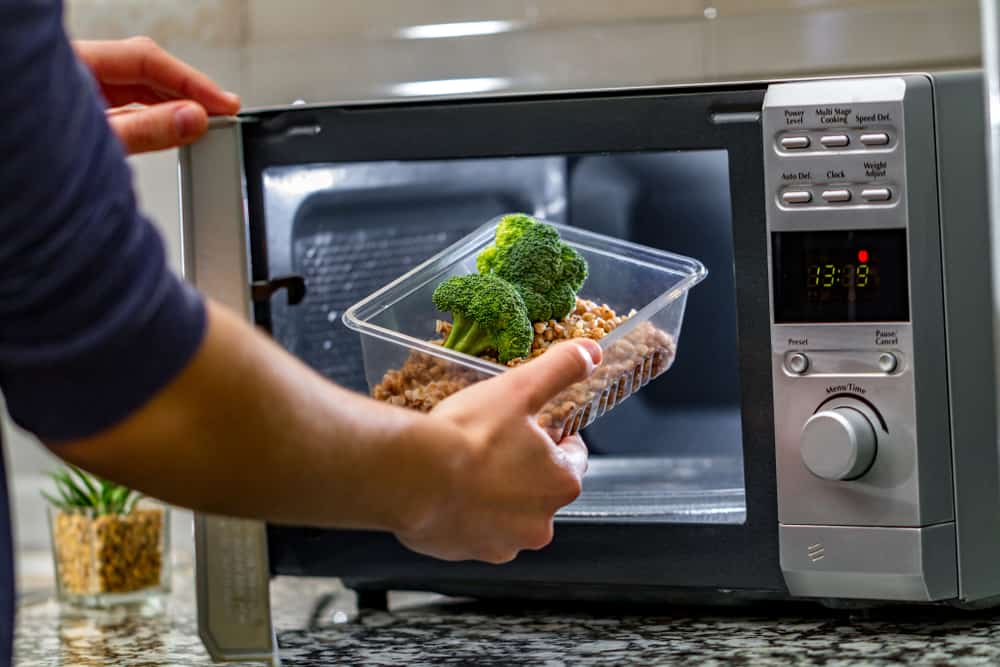 Why Are Microwaves So Expensive? (10 Reasons)