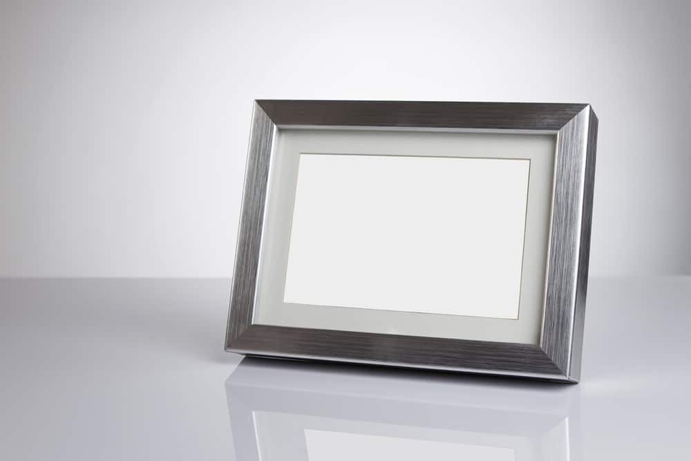 Why Are Picture Frames So Expensive? (10 Reasons)