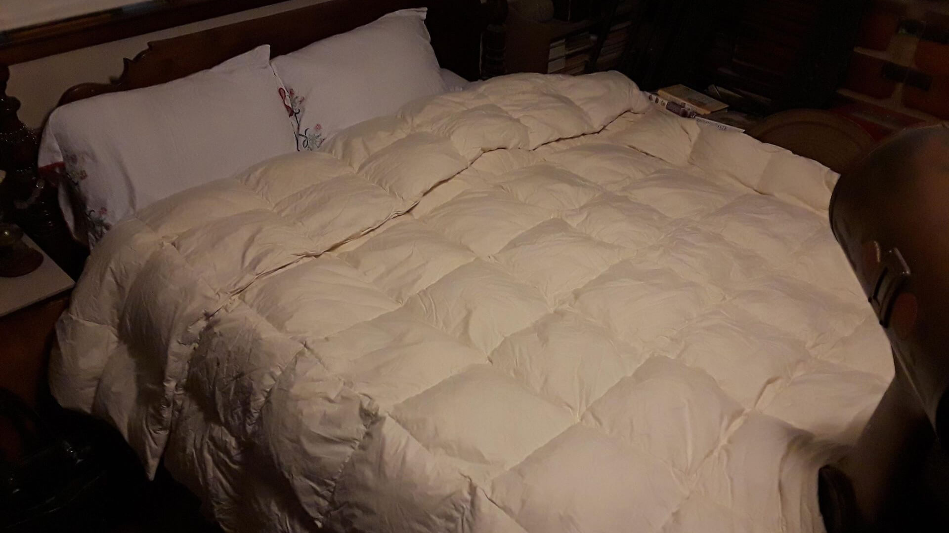 Reddit user buys 500 L.L.Bean comforter for 9 at a thrift store