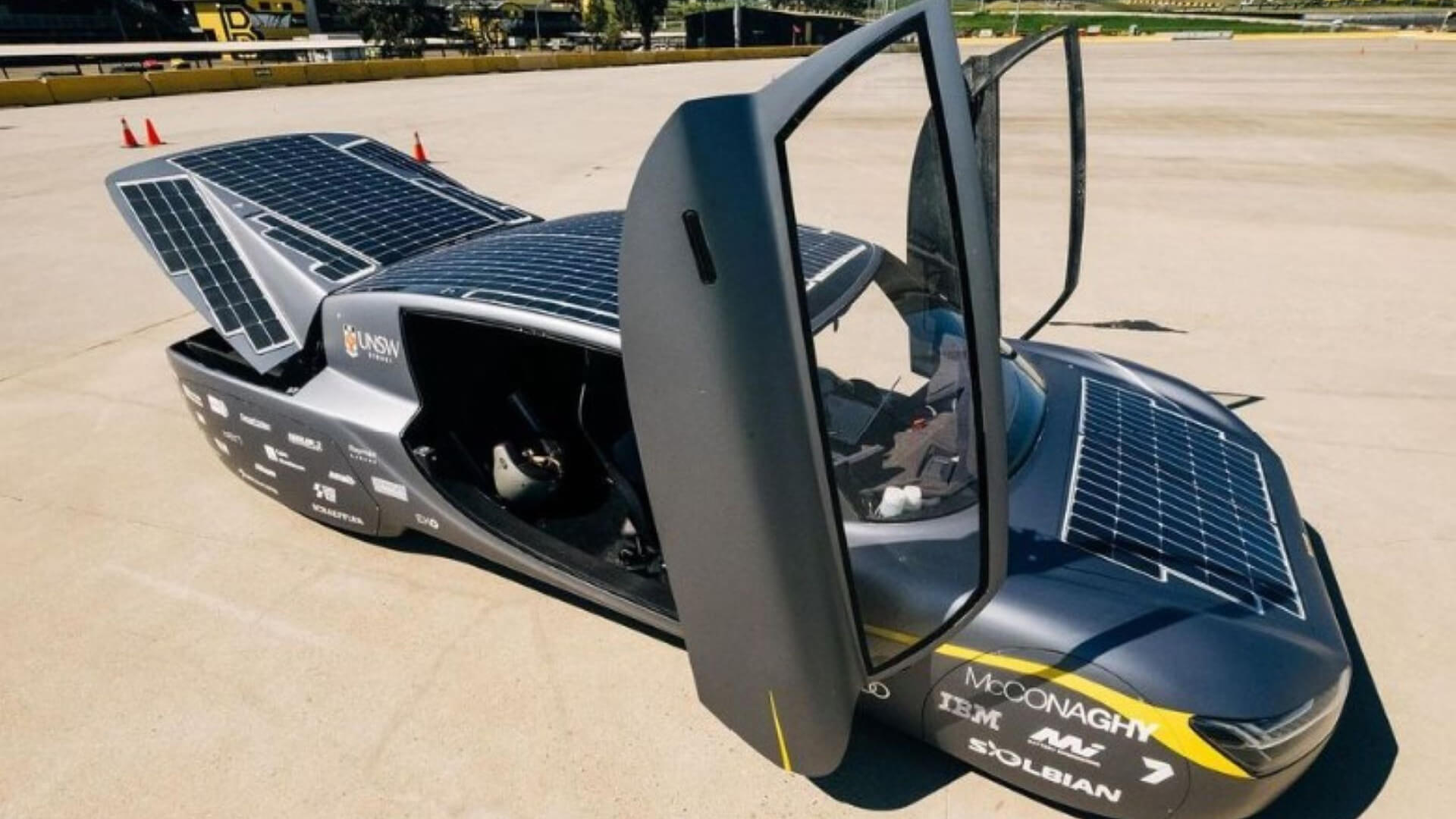 Sunswift 7 This solarpowered car just broke a major world record