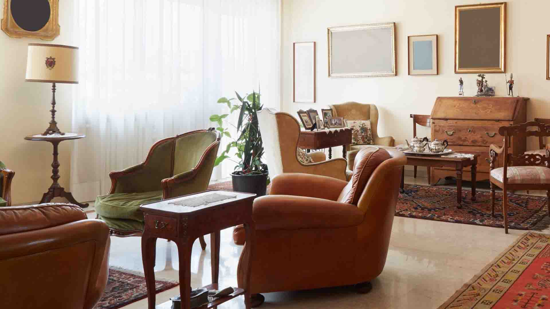 Kaiyo helps you buy and sell your secondhand furniture