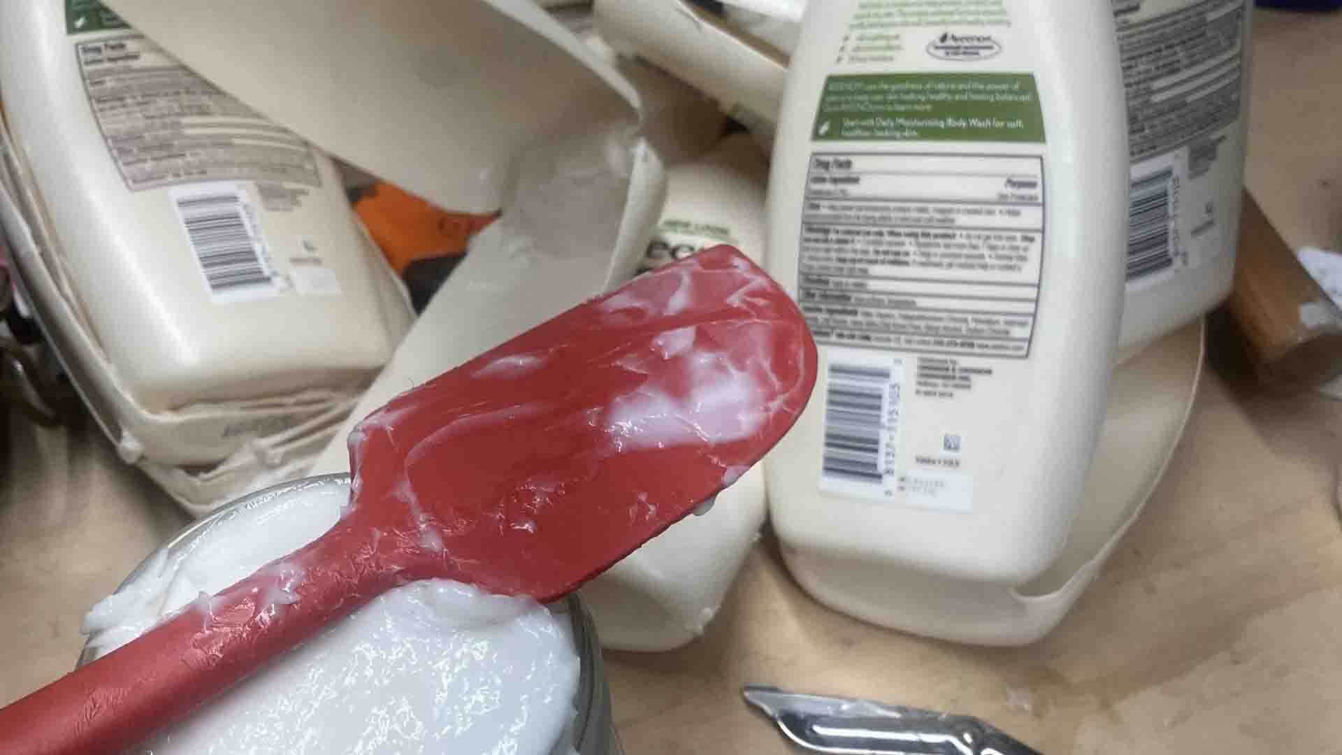 Redditor uses ‘clamshelling’ method to use leftover beauty product