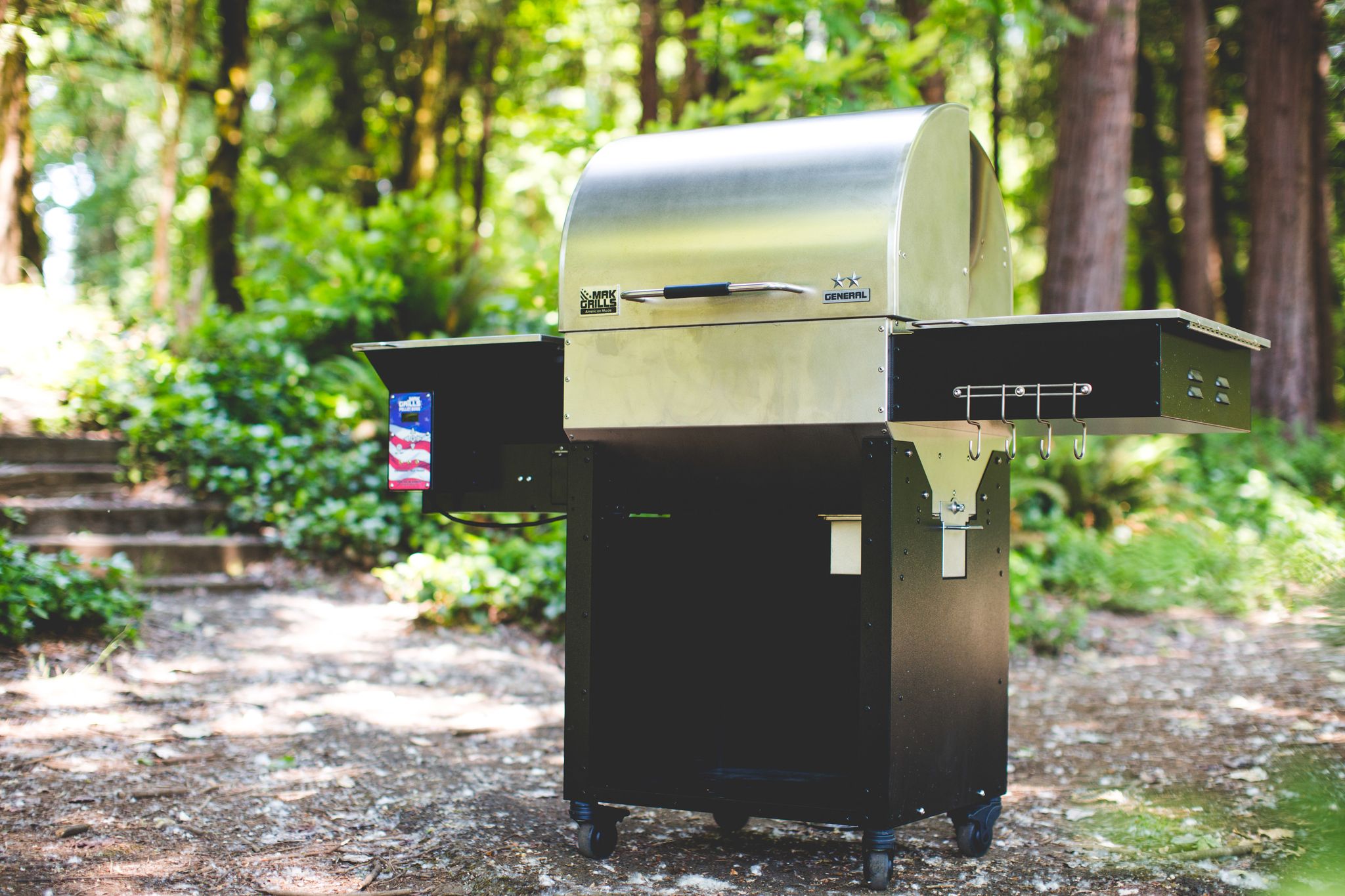 MAK Grills The Coolector