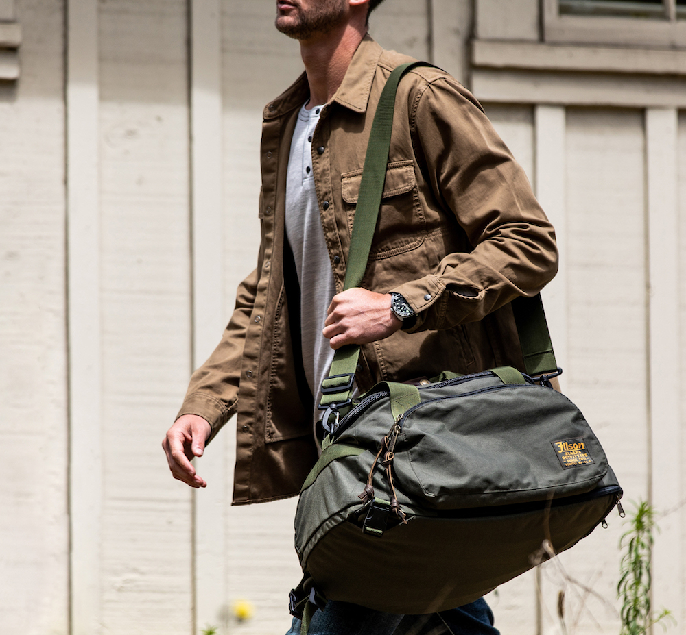6 of the best minimalist gym bags for men The Coolector