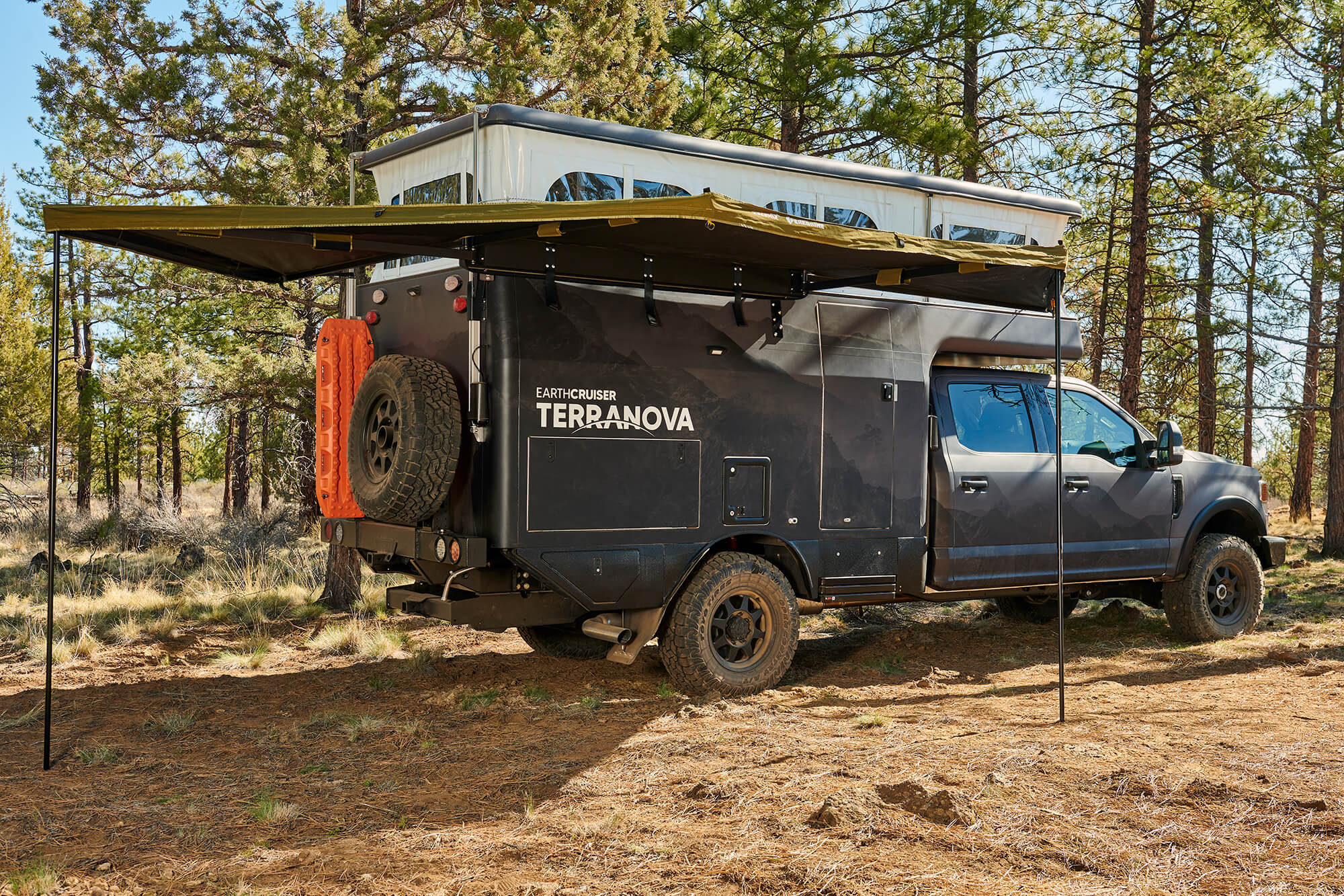 EarthCruiser Terranova The Coolector