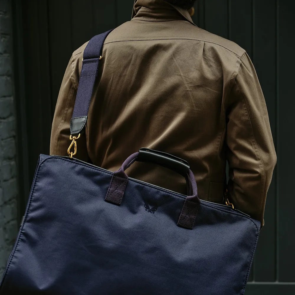 Winch Trifold Bag The Coolector