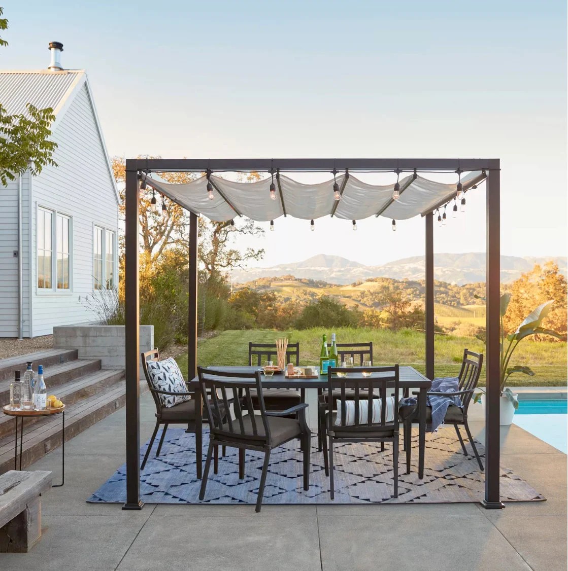 Great Sources for Outdoor Pergolas and Pergola Kits