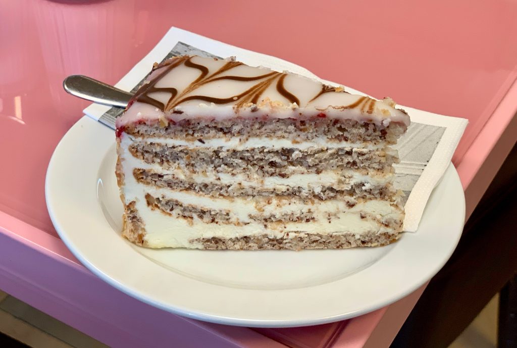Best Vienna Cake Shops For Viennese Pastry And Dessert The Curious