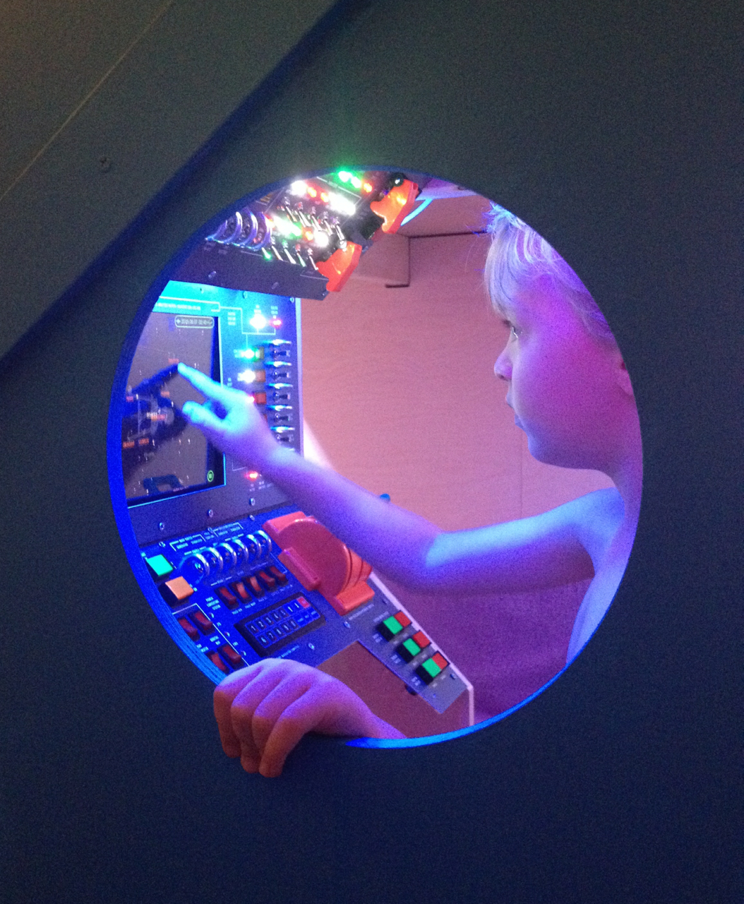 You'll Lose Sleep Trying to Build This DIY Spaceship Bed For Your Kid