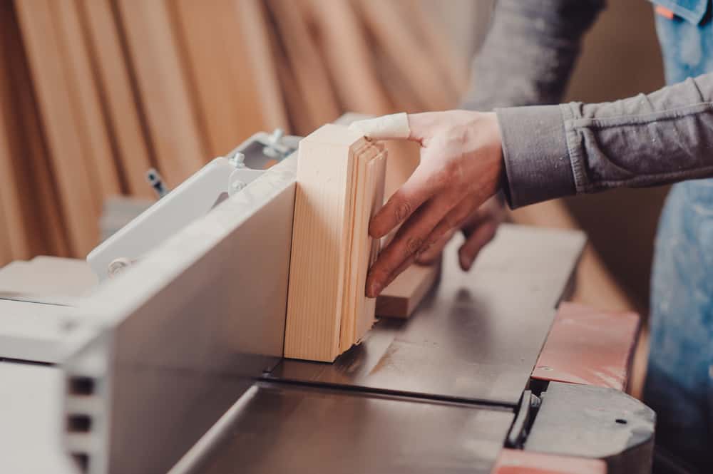 What is a Jointer & What Does a Jointer Do?