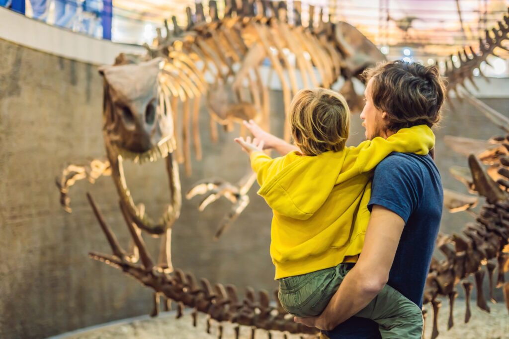 How to Create the Perfect Museum Scavenger Hunt for Your Kids » The