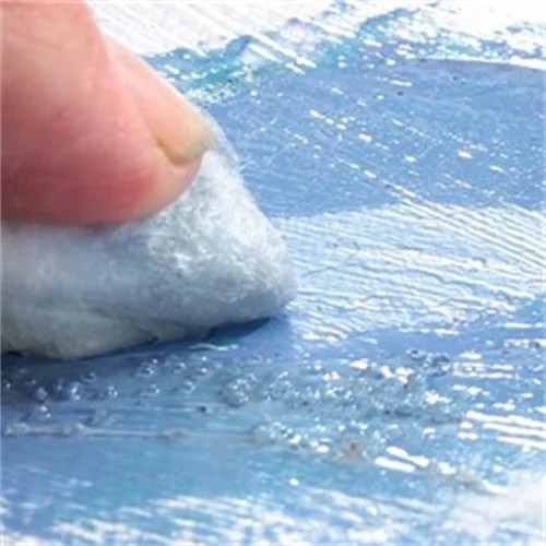 How To Remove Varnish From Oil Painting?