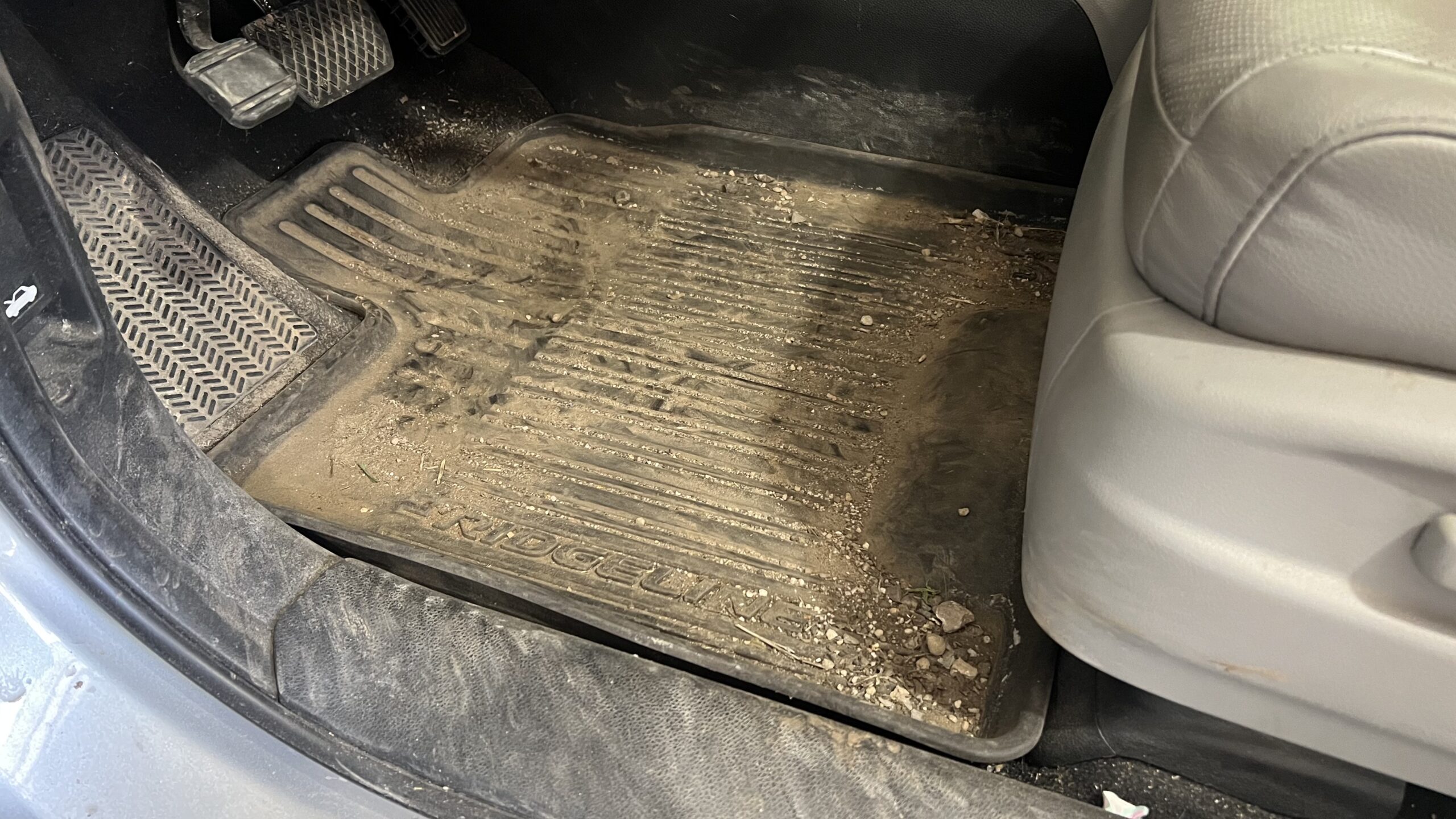 How To Clean Dirty Car Interior Plastic Matttroy