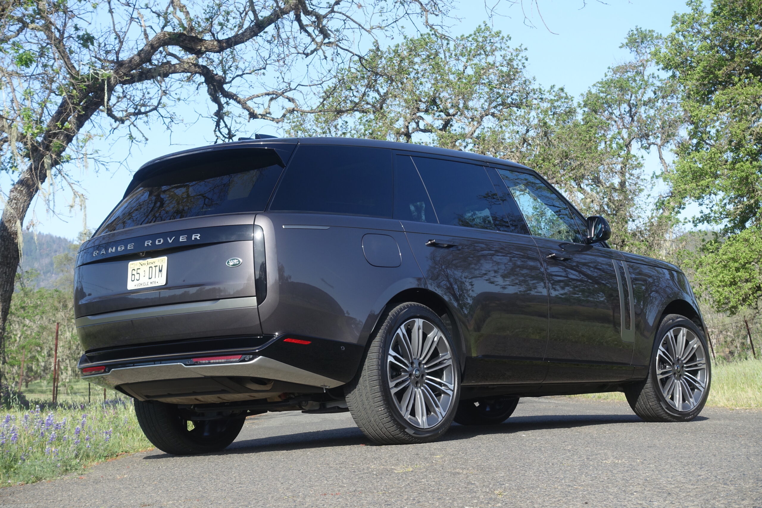 2023 Land Rover Range Rover First Drive Review: Resets The Luxury Suv Standard