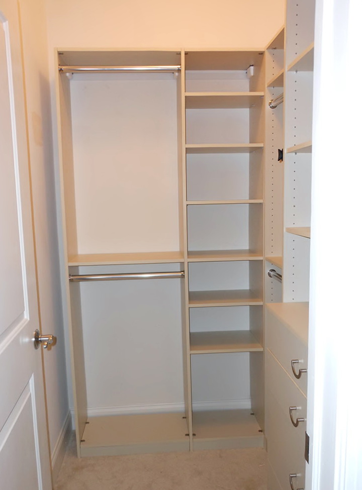 Small Custom Walk In Closets Home Design Ideas