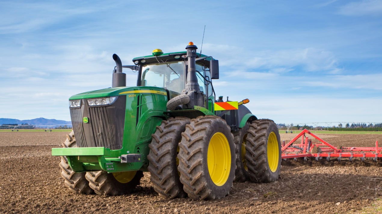 Combine and Tractor Sales Continue Their Growth The Farm
