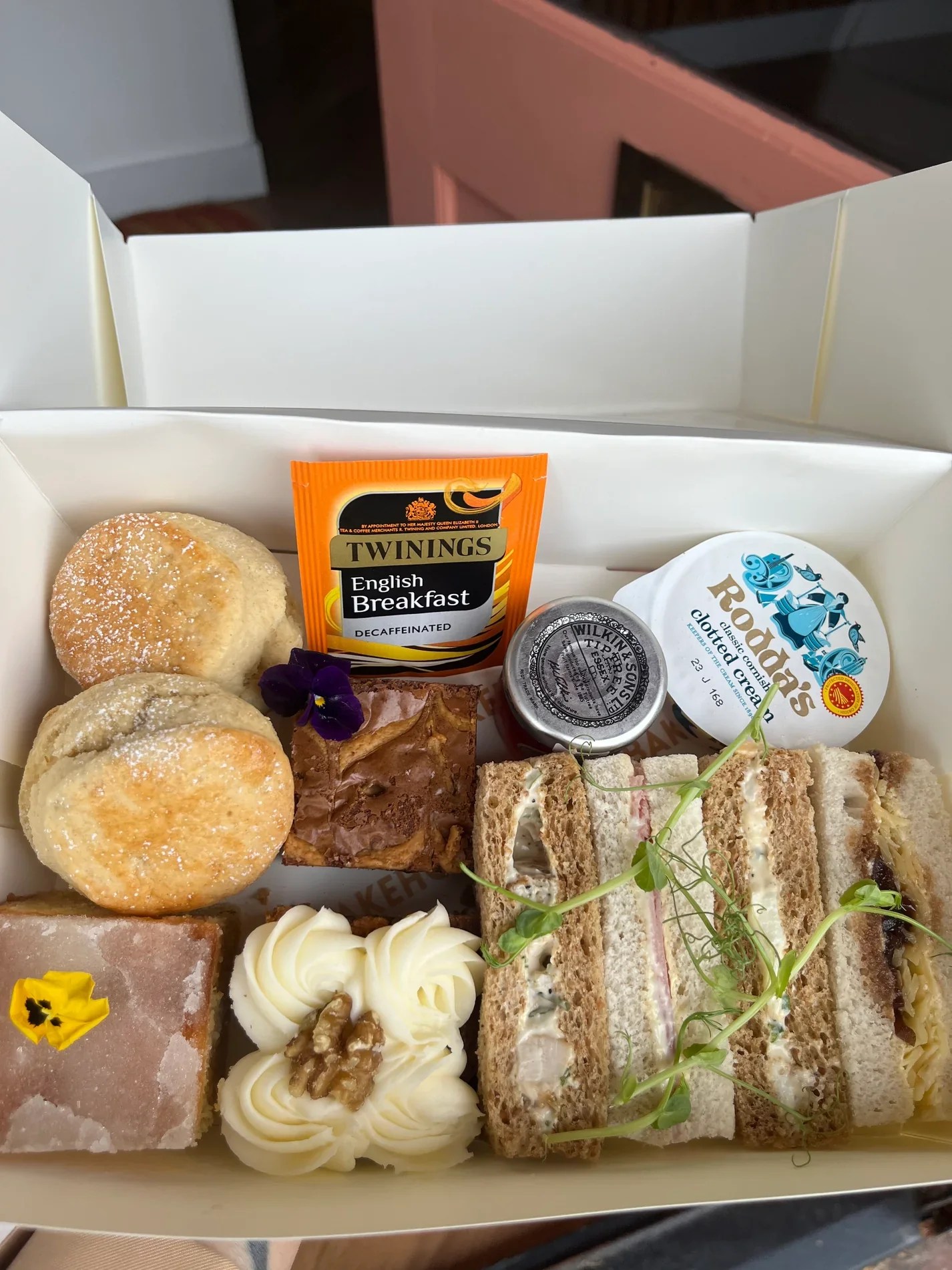 Takeaway Afternoon Tea Milton Keynes The Game Changer Kitchen