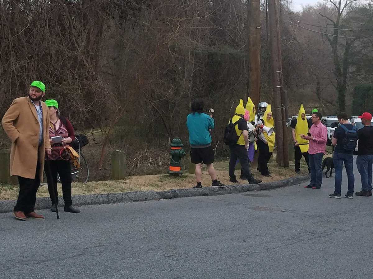 LIVE UPDATES Antifa Shows Up at Tucker Carlson's Home... Dressed Like