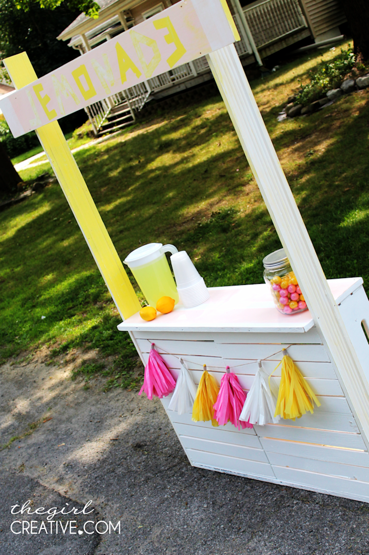 DIY Lemonade Stand The Girl Creative