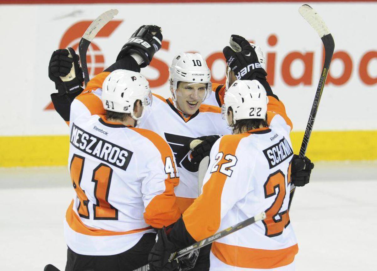 Schenn steals the show as Flyers defeat Flames for fourth straight win