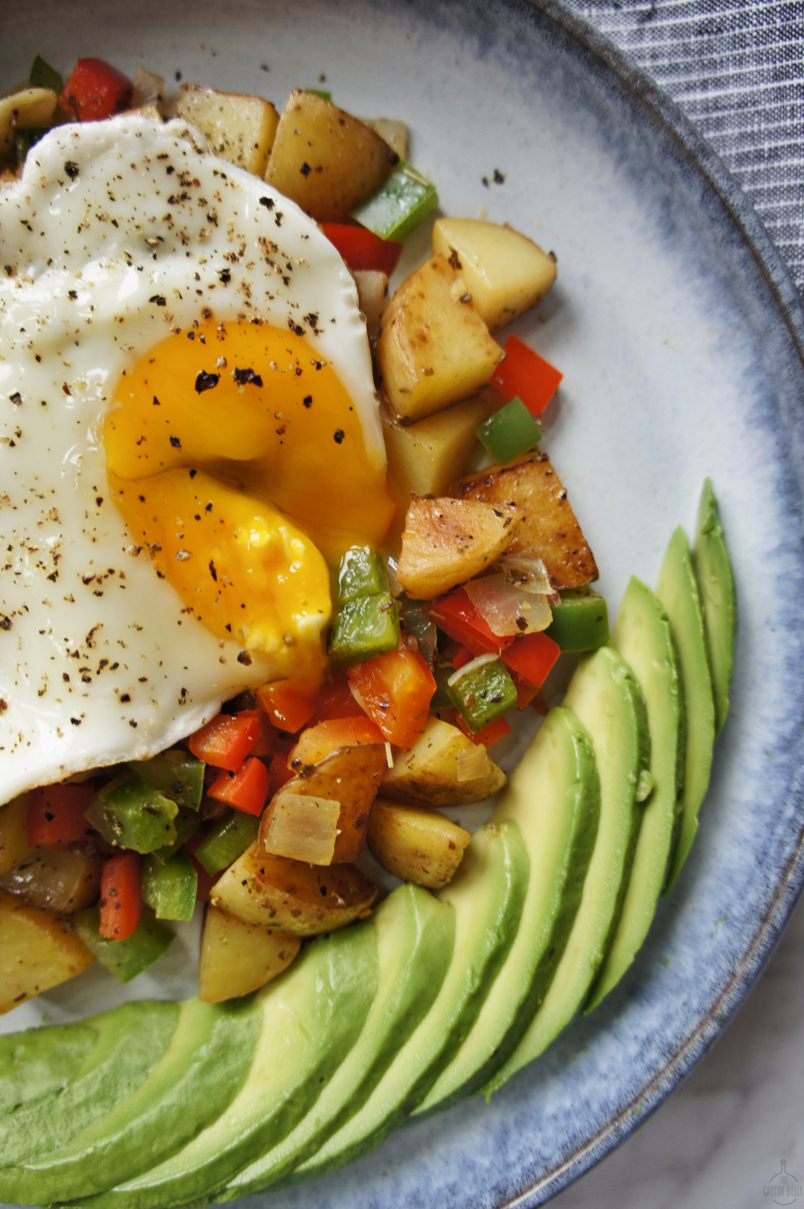 Healthy Breakfast Hash The Greedy Belly (ONLY 238 Calories)