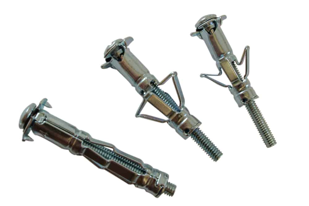 Molly Bolts vs Toggle Bolts Which Should I Use? (2022)