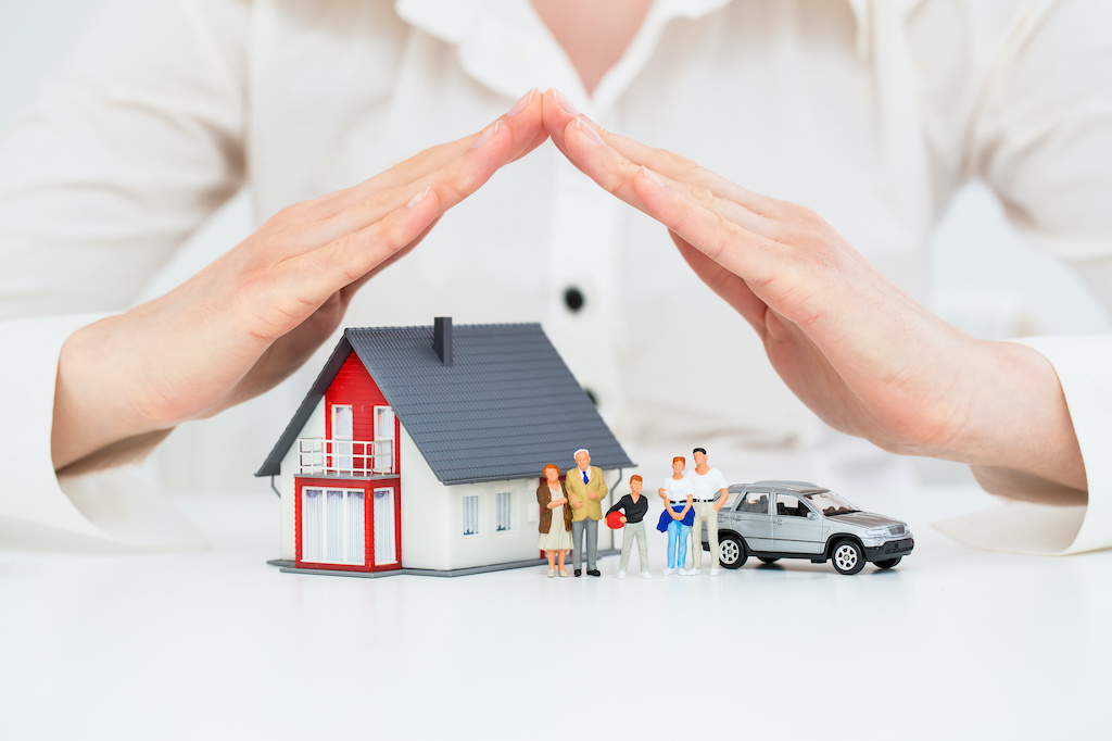 Do I Need Homeowners Insurance? 7 Benefits of Having It The Hankful House