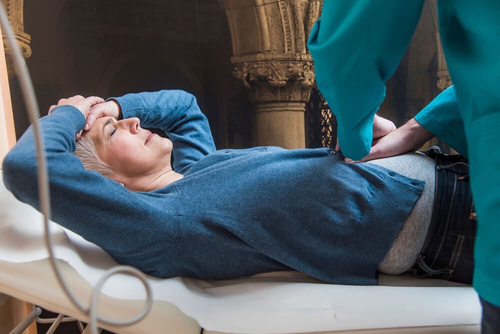 Left Side Abdominal Pain What It Could Mean The Healthy