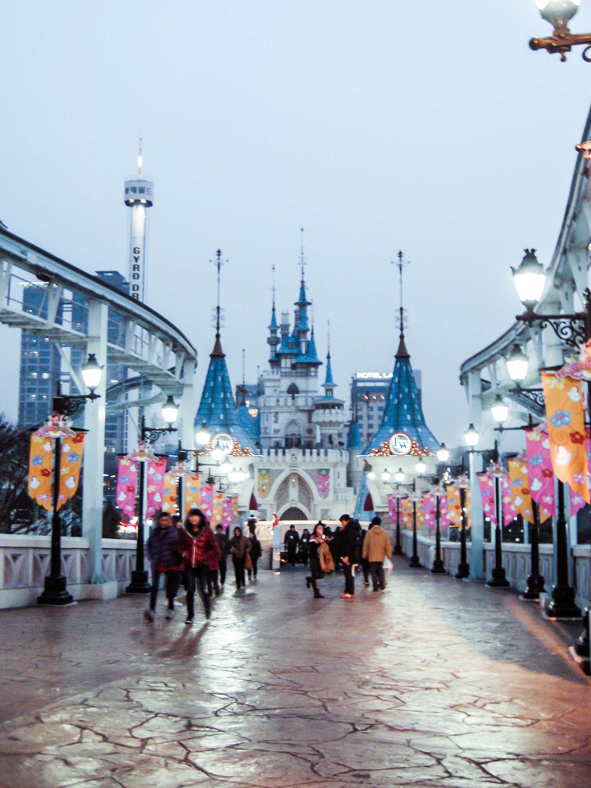 A Guide to Lotte World