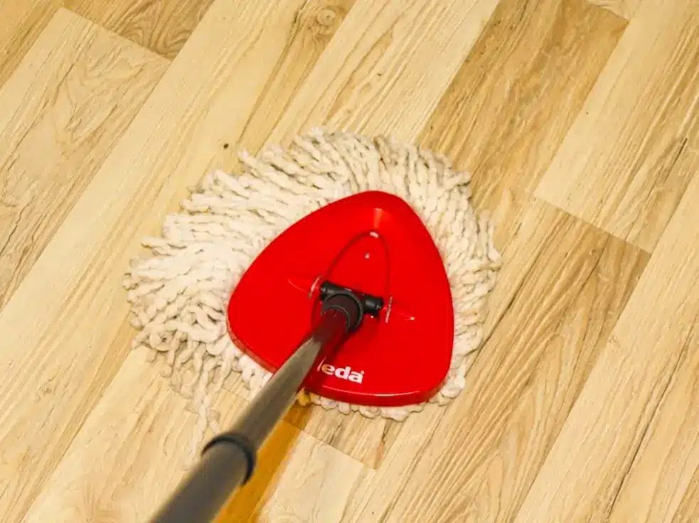 The 5 Best Mops for Laminate Floors of 2023, Tested