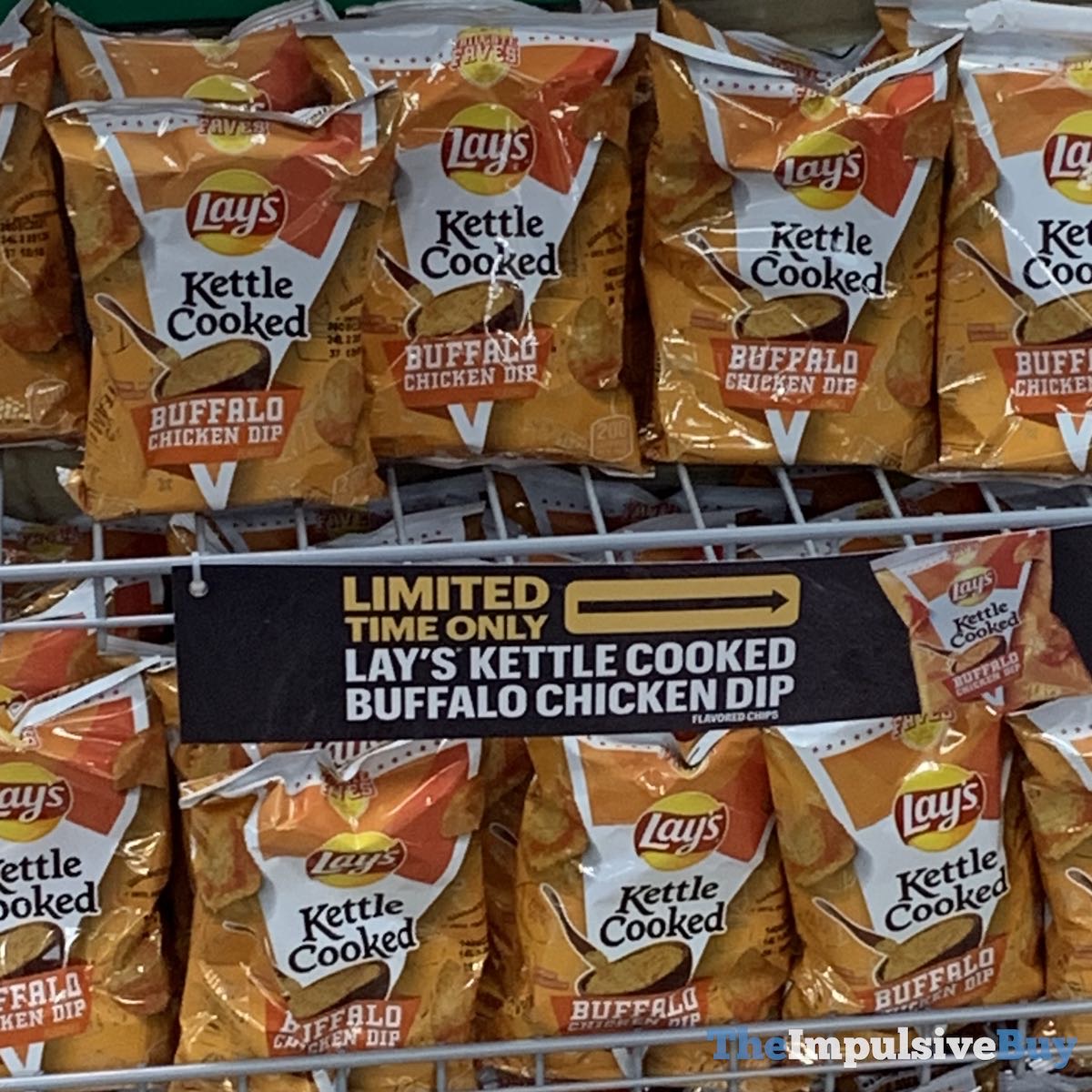 SPOTTED Lay's Kettle Cooked Buffalo Chicken Dip Potato Chips The