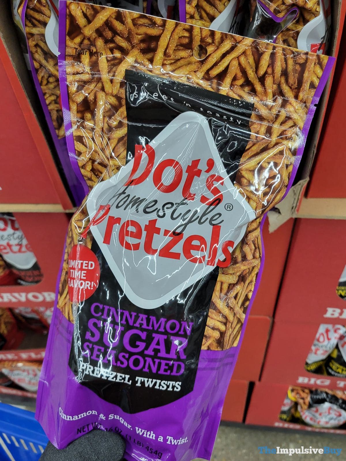 SPOTTED Dot's Homestyle Pretzels Cinnamon Sugar Seasoned Pretzel