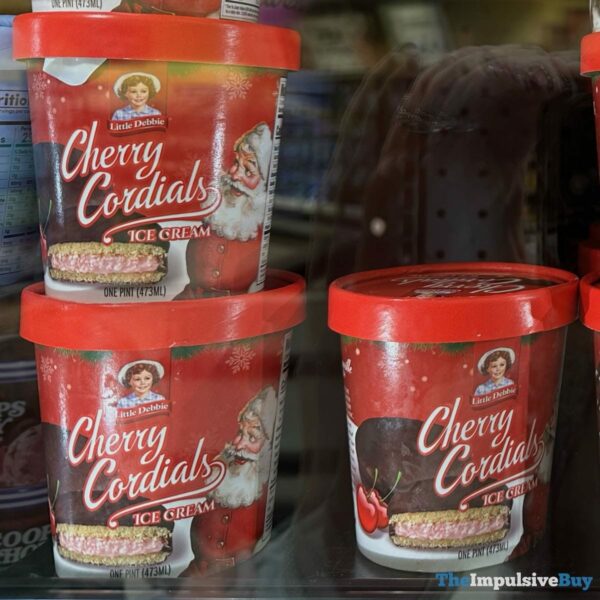 SPOTTED Little Debbie Cherry Cordials and Chocolate Christmas Tree