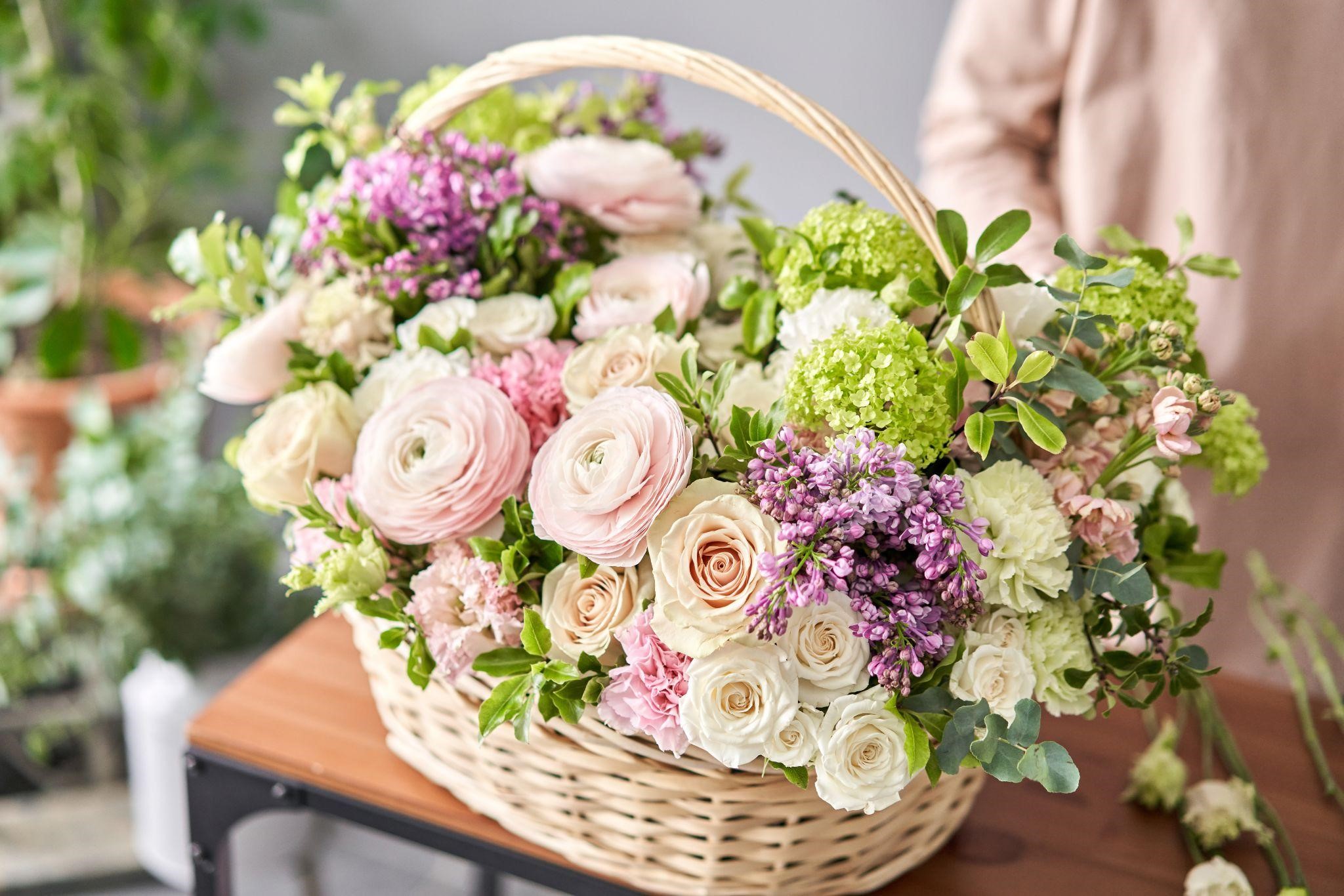 The Wedding Edition 4 Alternatives to Traditional Flower Arrangements