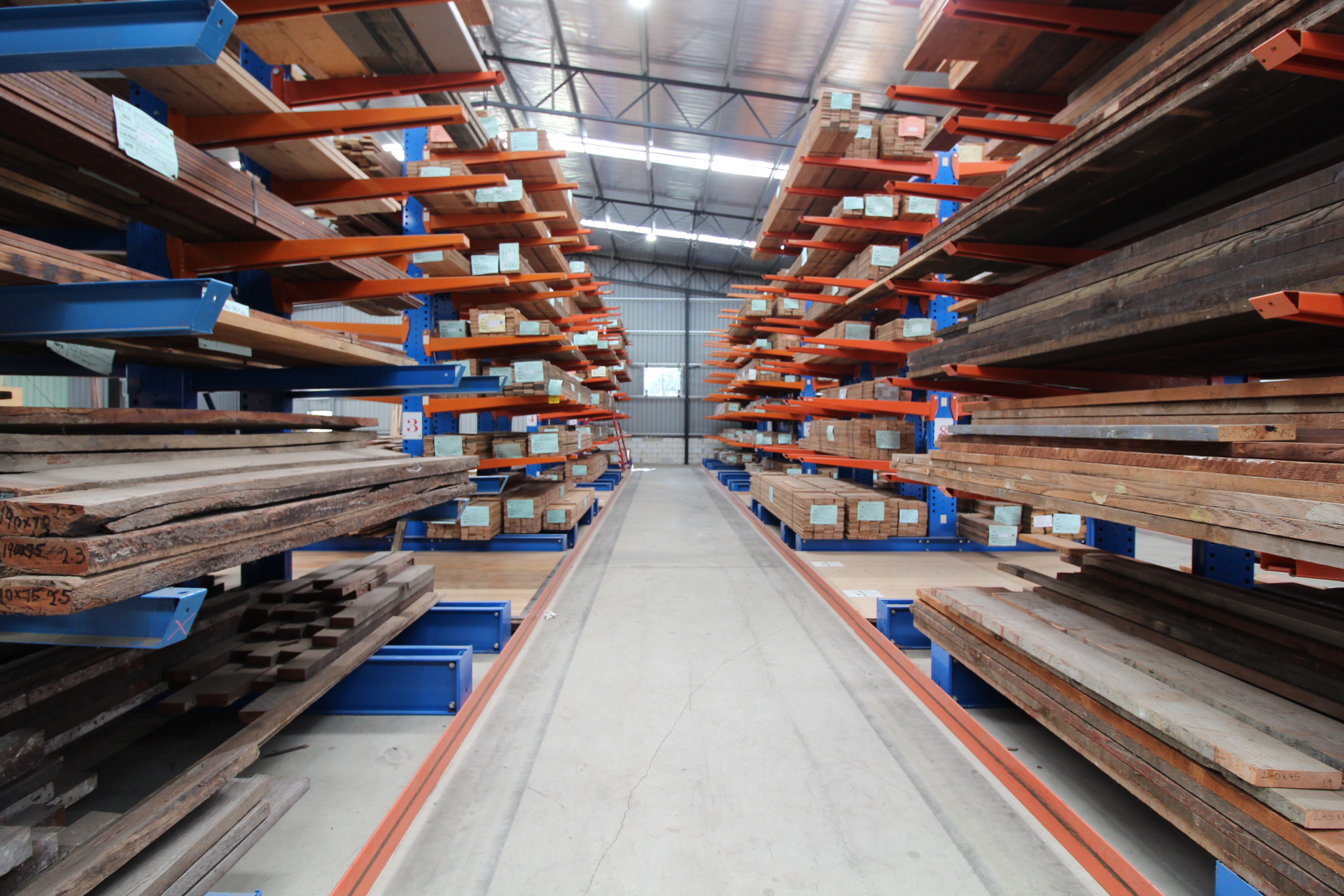 Going Digital Renovators Paradise Now Australia's Busiest Salvage Yard