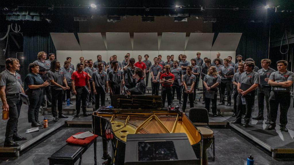 Striking a chord Men’s Glee Club members assess the enduring bond