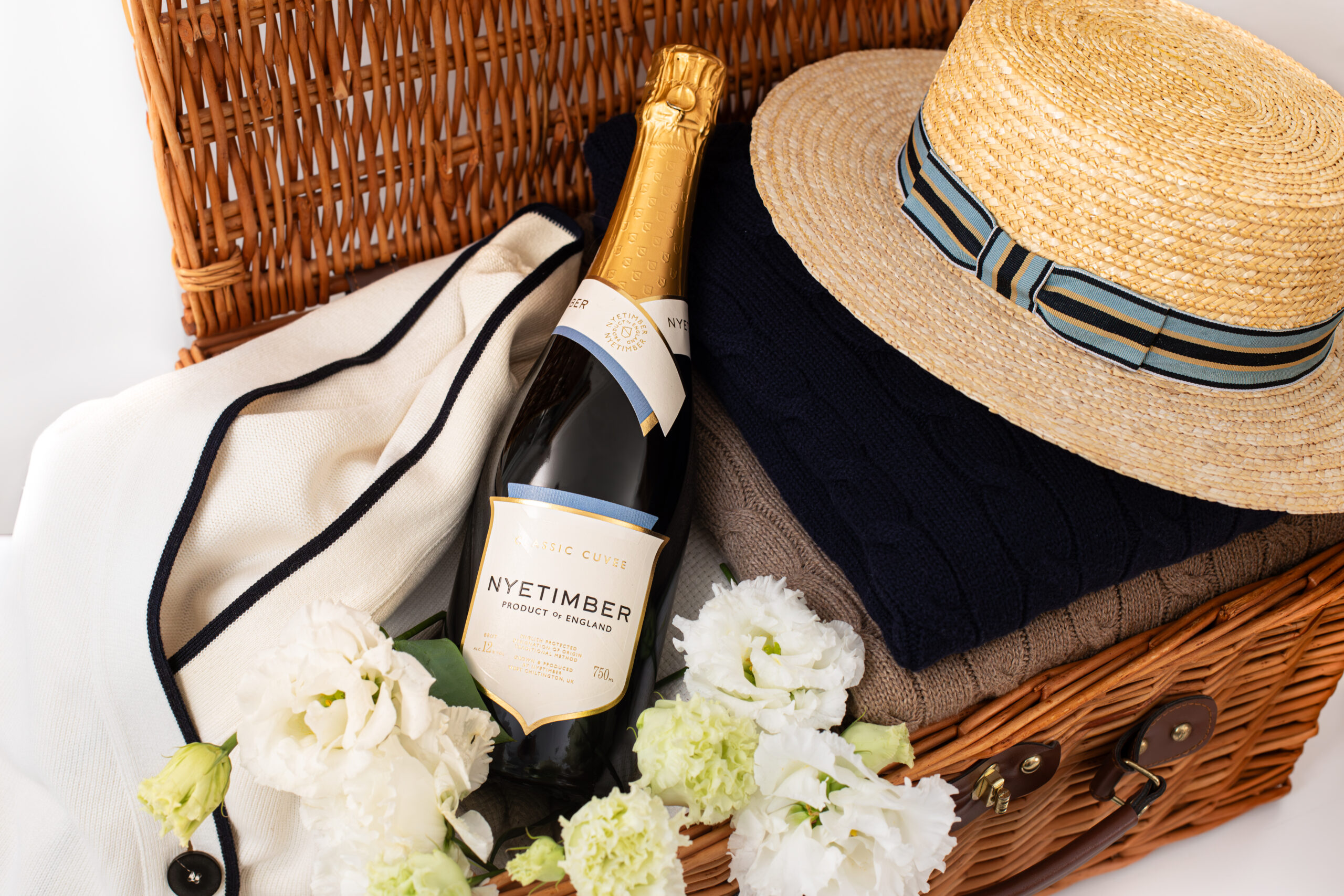 Henley Regatta Partners With British Sparkling Wine Producer The Licensing Letter