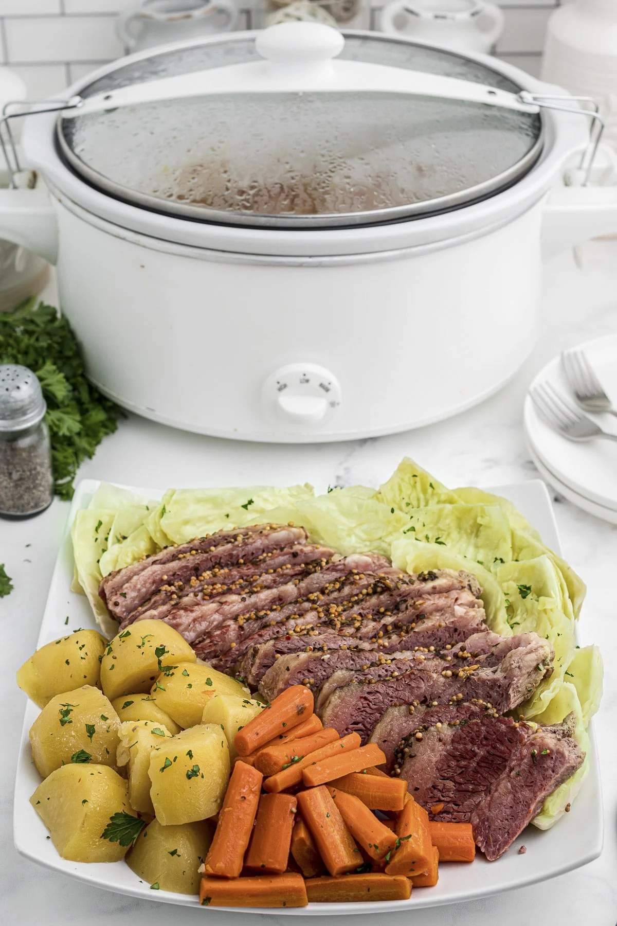 How Long Do You Cook Corned Beef in a Crock Pot Mario Homent40