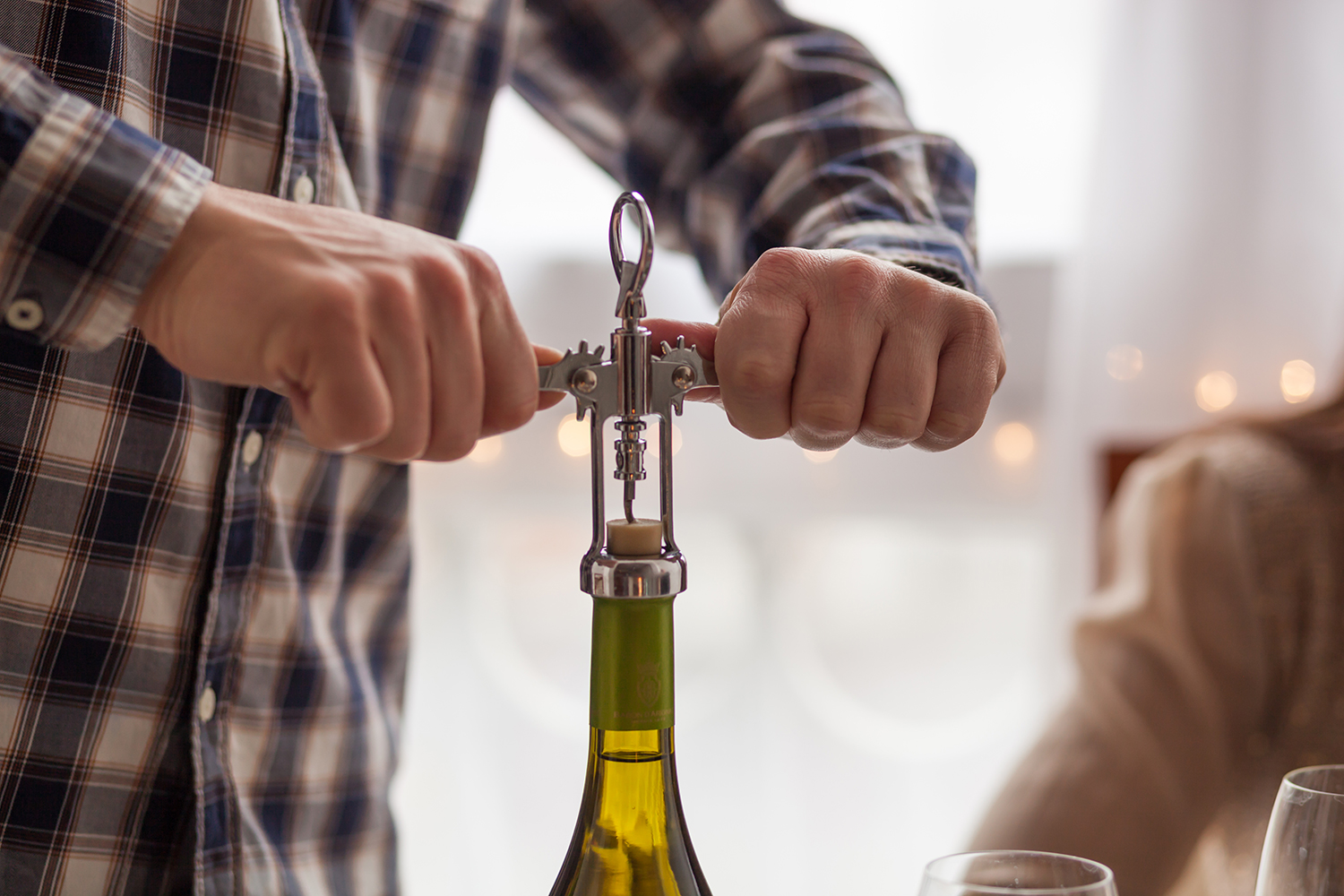 How to Use a Corkscrew Wine Opener for a Smooth Drinking Experience