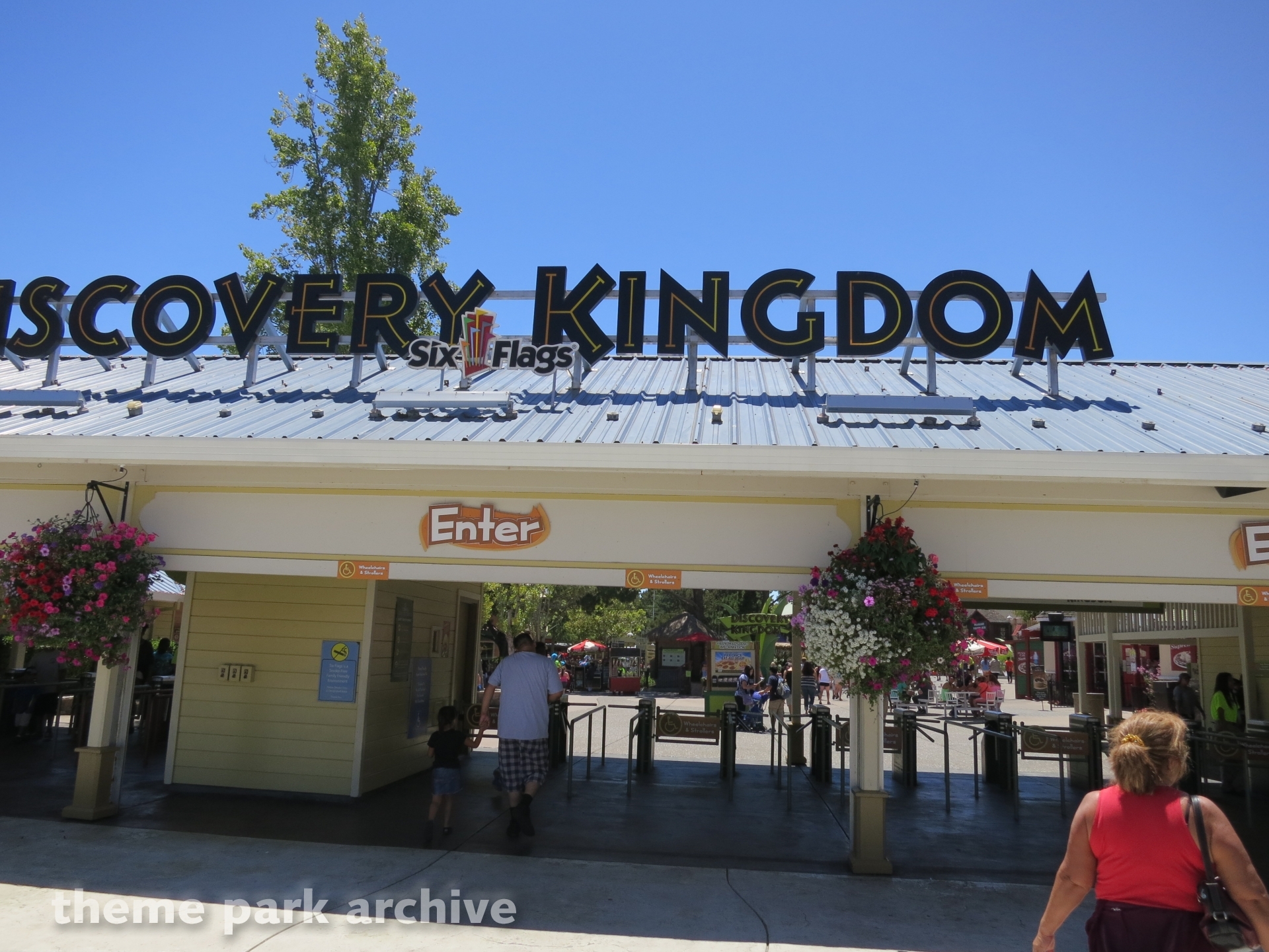 Entrance at Six Flags Discovery Kingdom Theme Park Archive