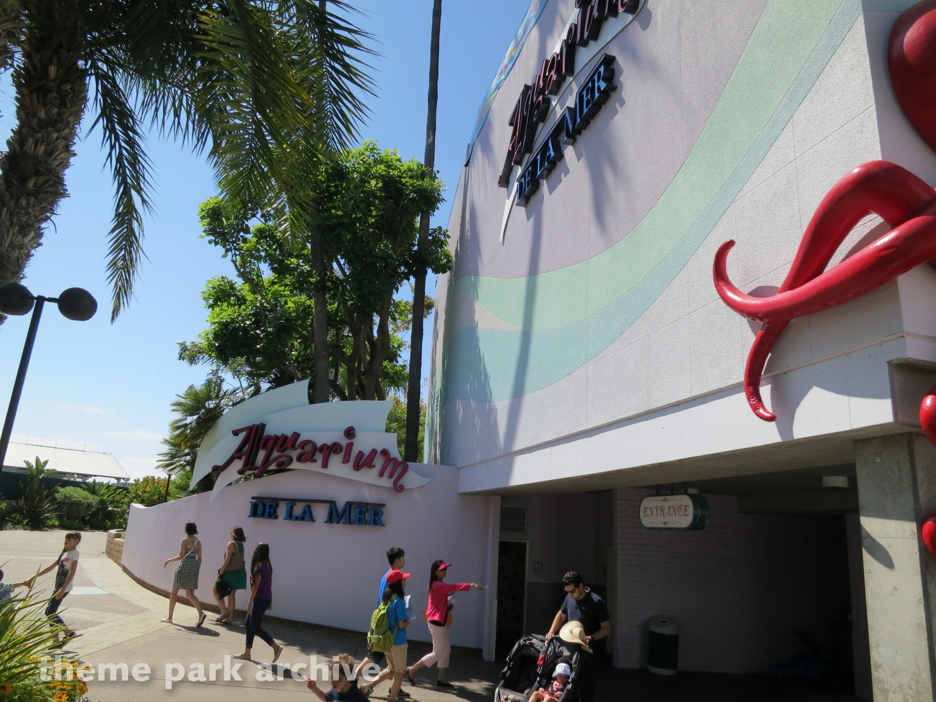 Aquarium de la Mer at SeaWorld San Diego Theme Park Archive