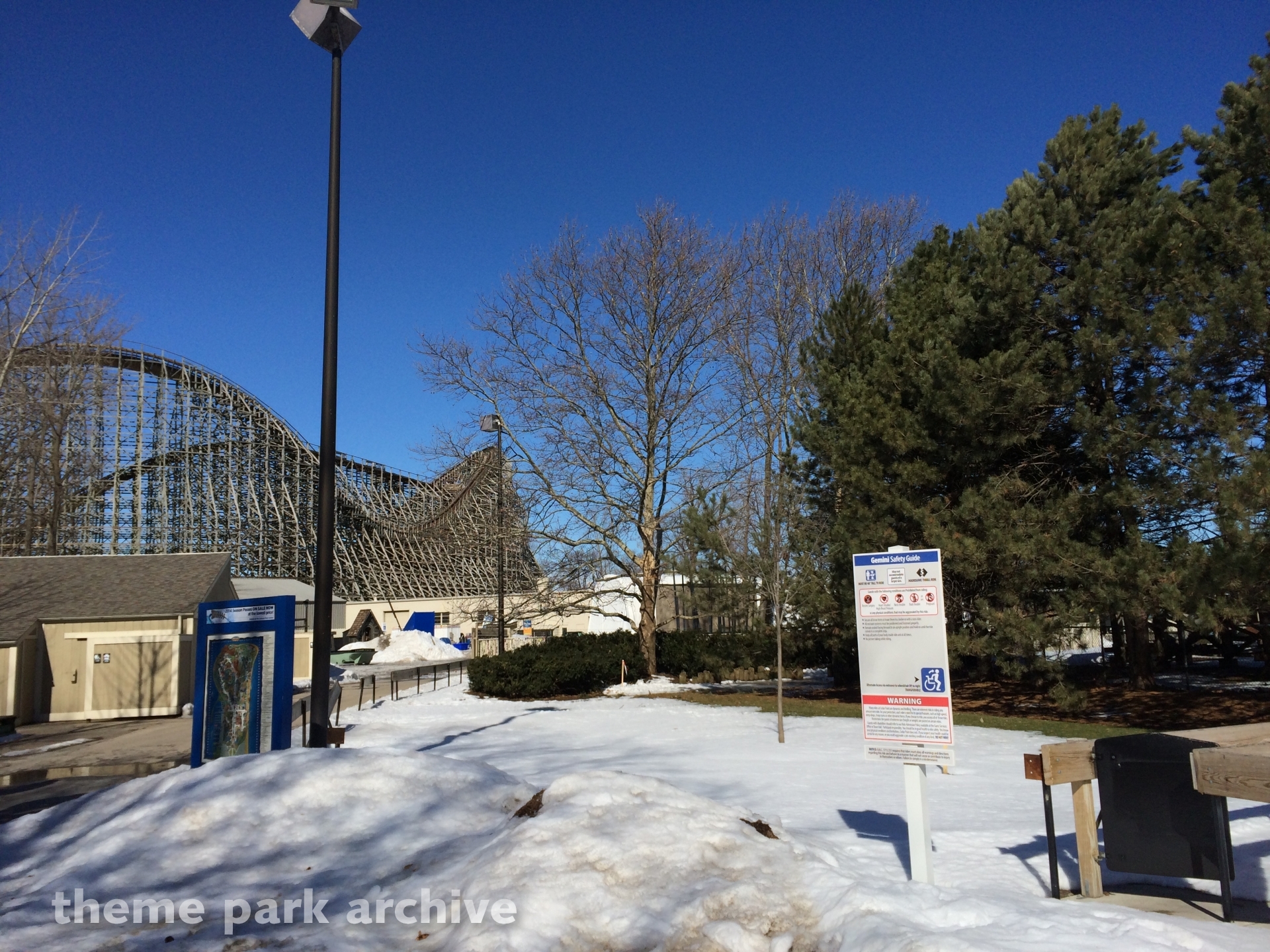 Slingshot at Cedar Point Theme Park Archive