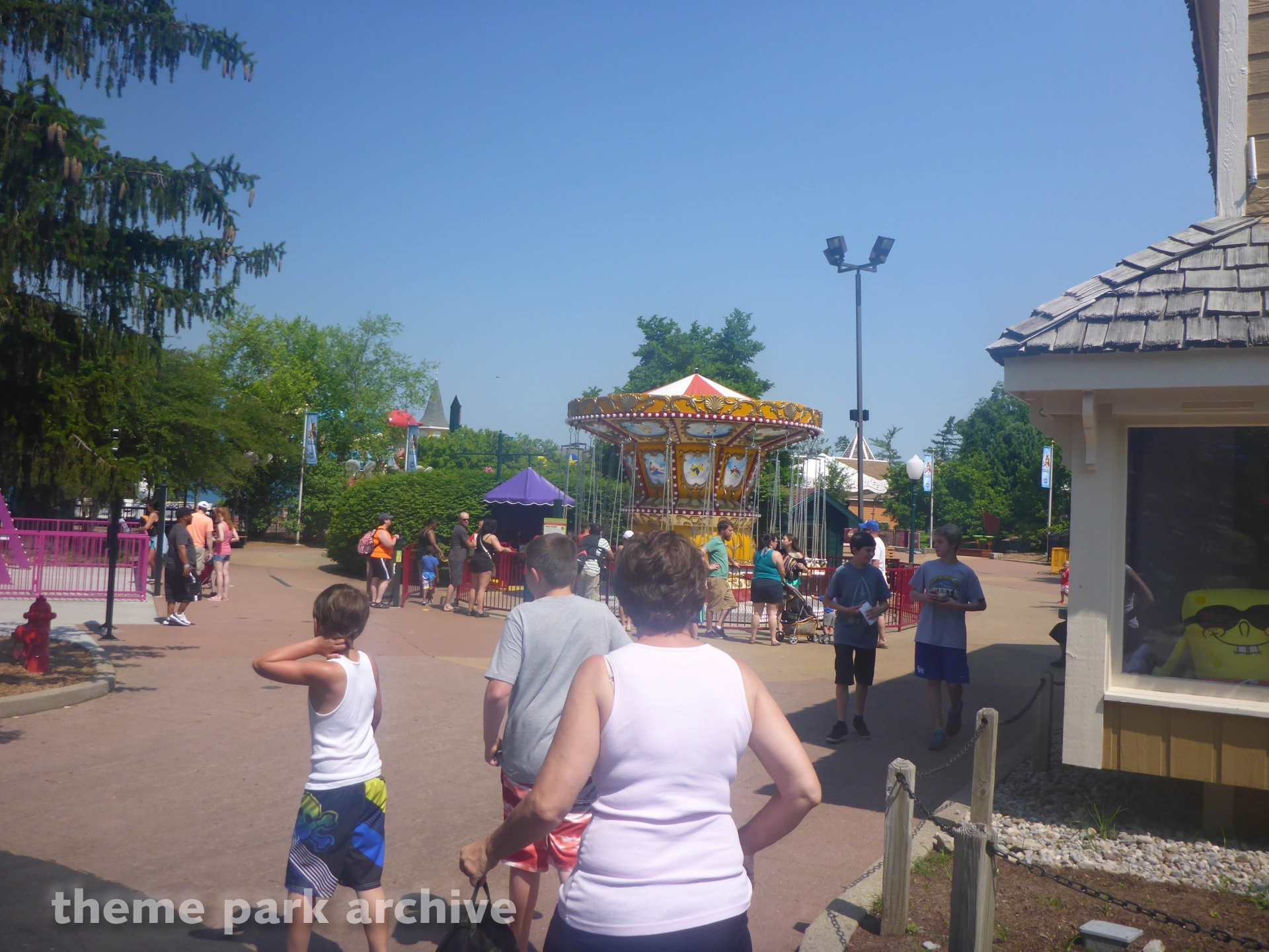 King Louie's Playland at Kentucky Kingdom Theme Park Archive