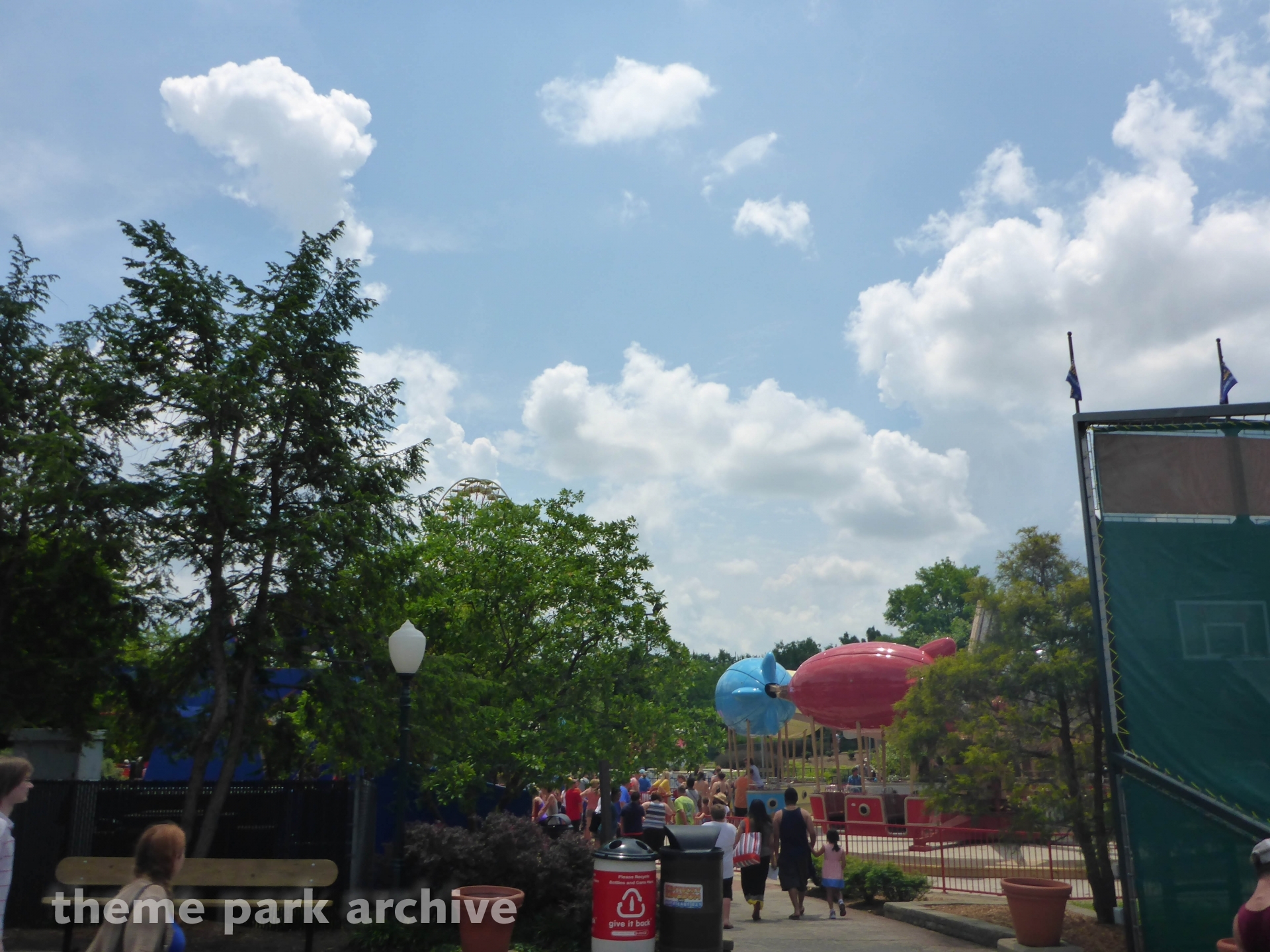 King Louie's Playland at Kentucky Kingdom Theme Park Archive