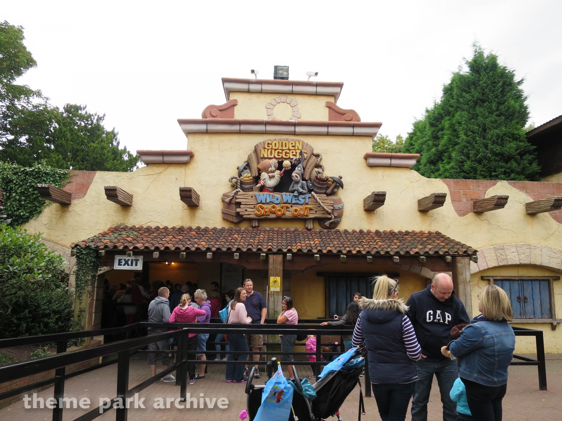 Wild West Shoot Out at Drayton Manor Theme Park Archive