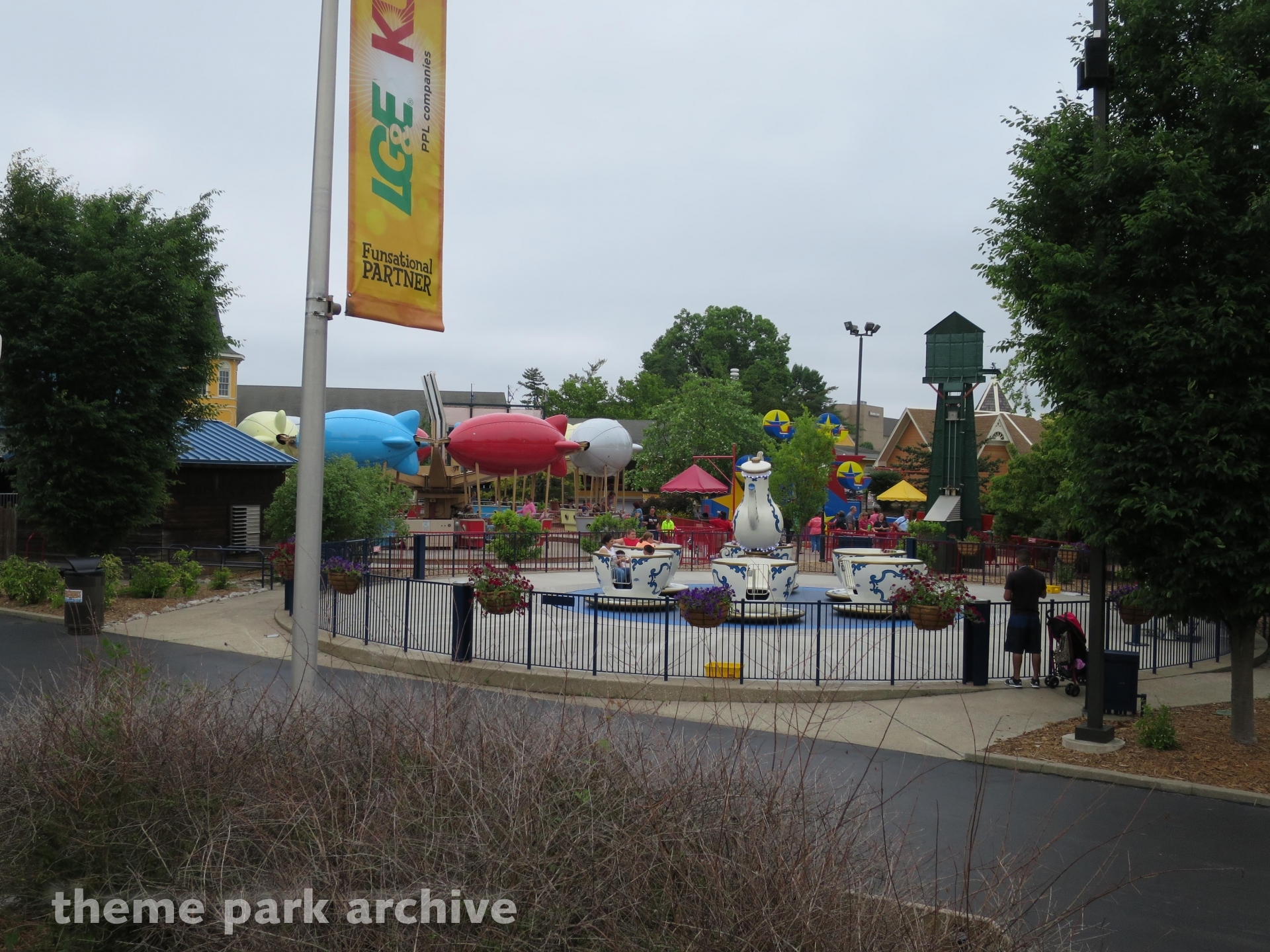 King Louie's Playland at Kentucky Kingdom Theme Park Archive
