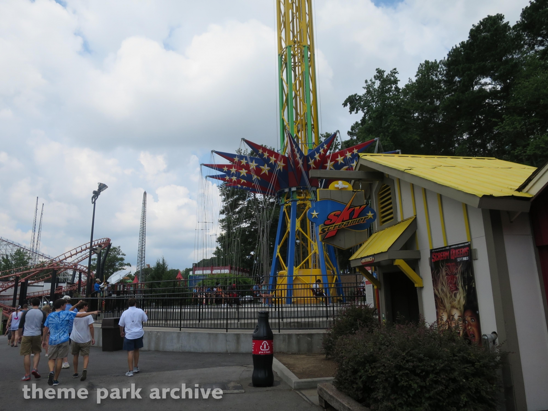 SkyScreamer at Six Flags Over Theme Park Archive